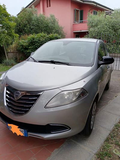 Lancia Ypsilon 1.2 69 CV 5 porte Silver