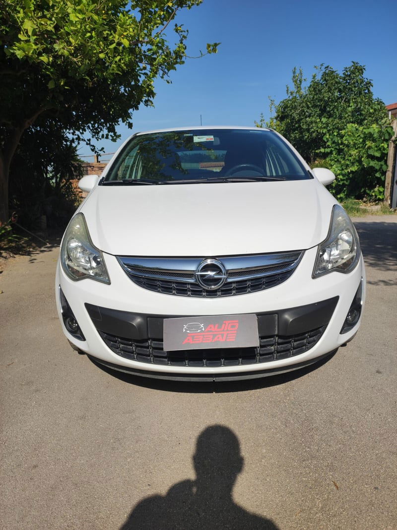 Opel Corsa 1.2 3 porte Club