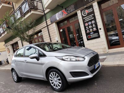 Ford Fiesta 1.4 5 porte Bz.- GPL Titanium usata
