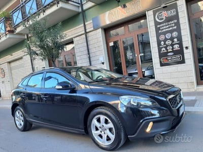 Volvo V40 Cross Country D2 usata