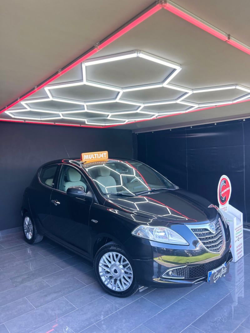 Lancia Ypsilon 1.3 MJT 16V 95 CV 5 porte S&S Platinum