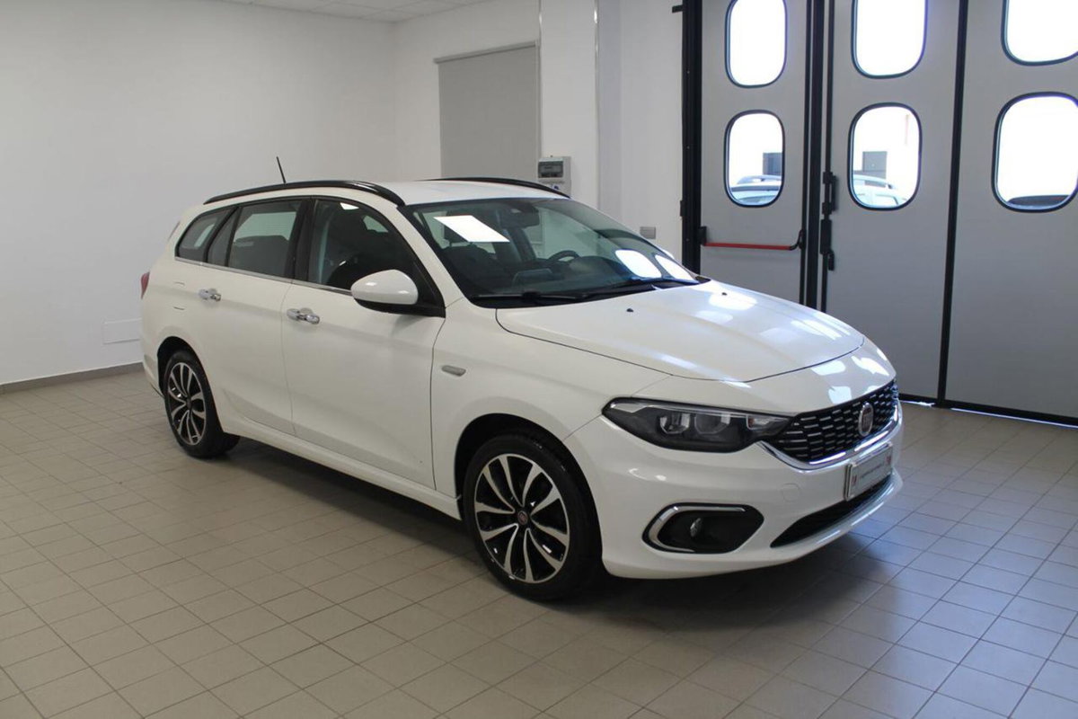 Fiat Tipo Station Wagon Tipo 1.6 Mjt S&S SW Lounge (3)