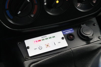 Fiat Fiorino Furgone cargo 1.3 mjt 95cv Adventure (14)