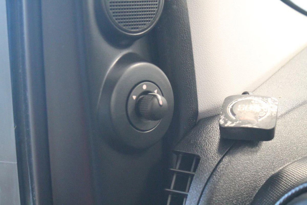 Fiat Fiorino Furgone cargo 1.3 mjt 95cv Adventure (18)
