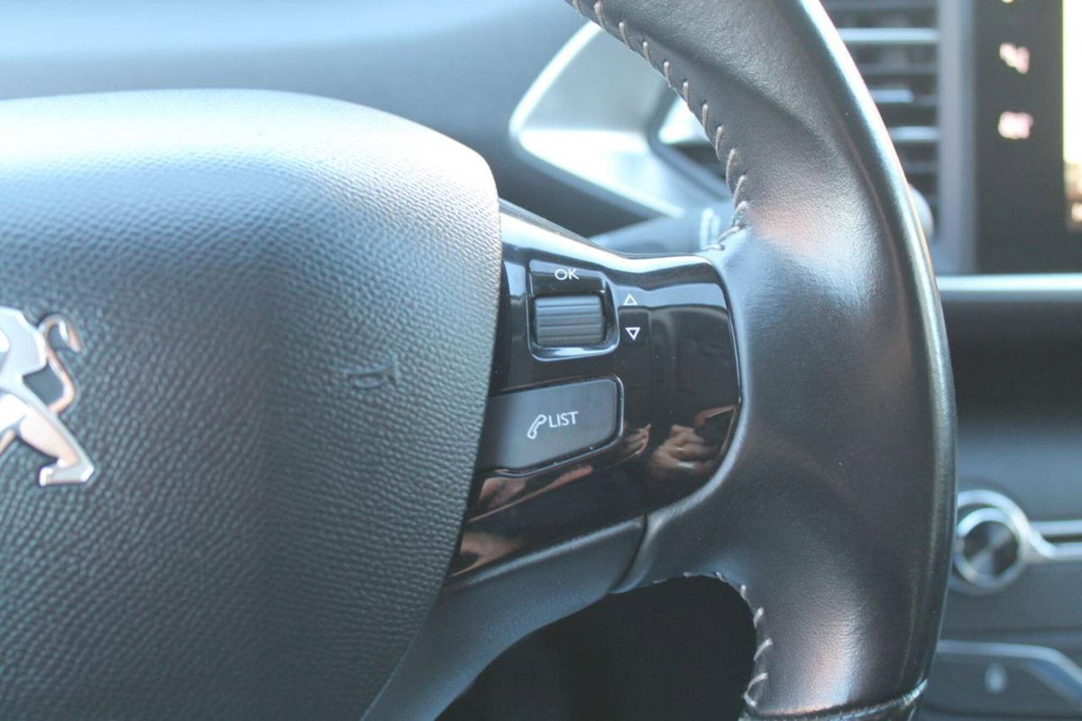 Peugeot 308 SW BlueHDi 130 S&S Business (12)