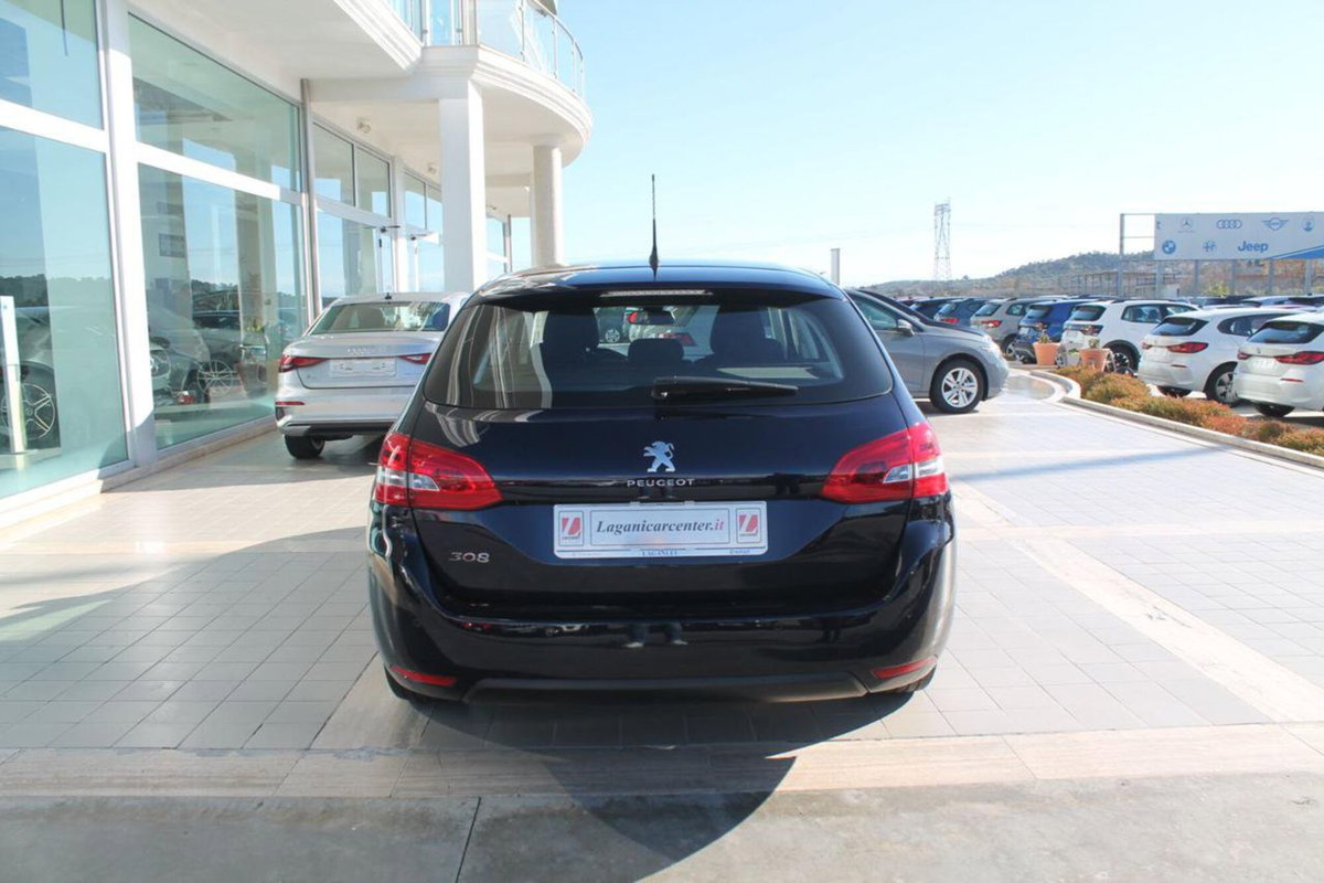 Peugeot 308 SW BlueHDi 130 S&S Business (5)