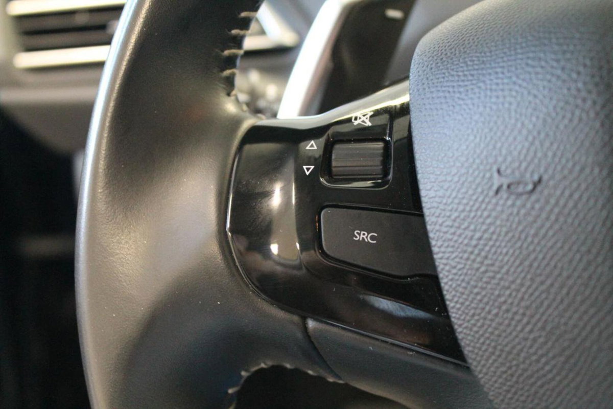 Peugeot 308 BlueHDi 130 S&S EAT8 Active Business (11)