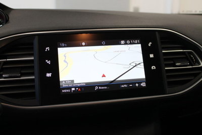 Peugeot 308 BlueHDi 130 S&S EAT8 Active Business (20)