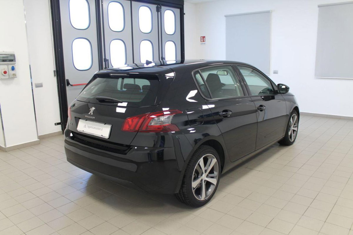Peugeot 308 BlueHDi 130 S&S EAT8 Active Business (4)