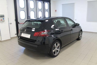 Peugeot 308 BlueHDi 130 S&S EAT8 Active Business (4)