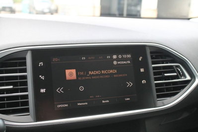Peugeot 308 BlueHDi 130 S&S EAT8 Active Business (16)