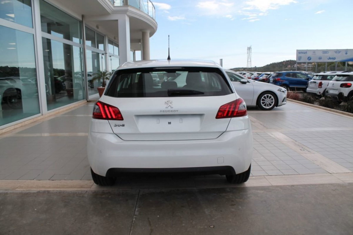 Peugeot 308 BlueHDi 130 S&S EAT8 Active Business (5)