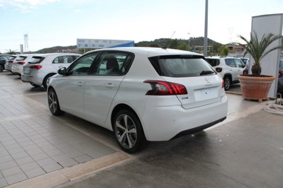 Peugeot 308 BlueHDi 130 S&S EAT8 Active Business (6)