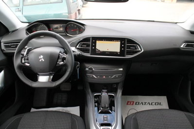 Peugeot 308 BlueHDi 130 S&S EAT8 Active Business (7)