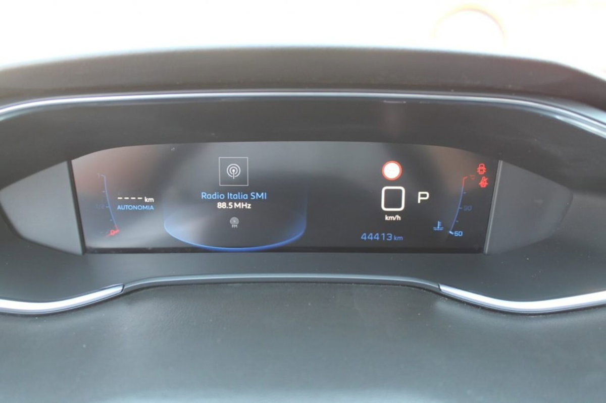 Peugeot 308 SW BlueHDi 130 S&S EAT8 Active Business (10)