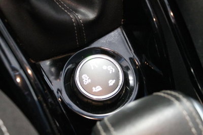 Peugeot 2008 120 S&S Allure (17)