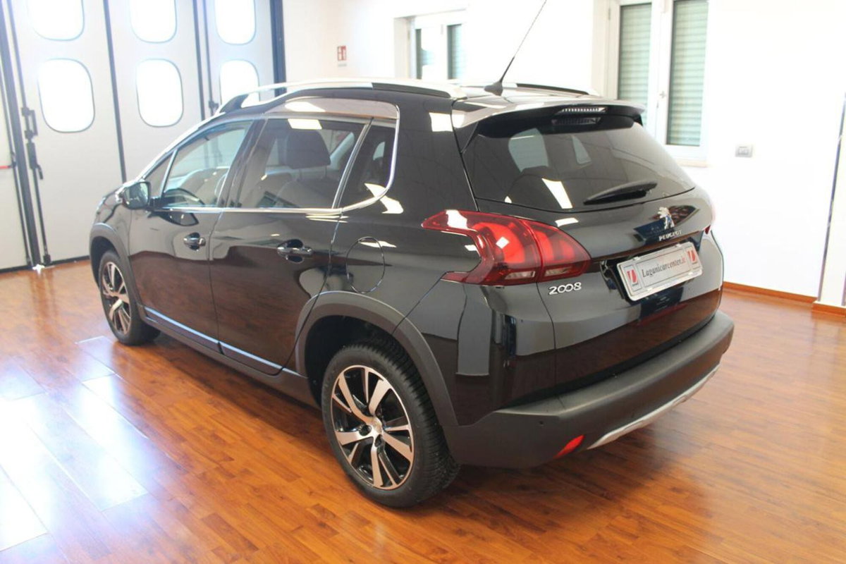 Peugeot 2008 120 S&S Allure (6)