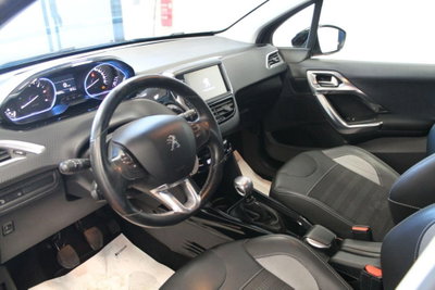 Peugeot 2008 120 S&S Allure (7)