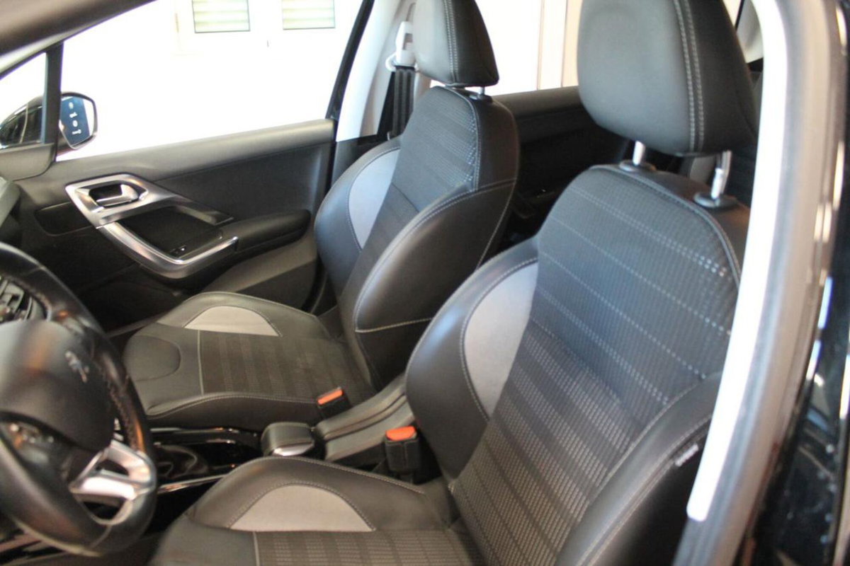 Peugeot 2008 120 S&S Allure (8)