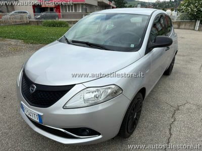 Lancia Ypsilon 1.2 69 CV 5 porte GPL Ecochic Elefantino Blu