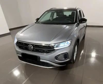 Volkswagen T-Roc 2.0 tdi Life 150cv dsg usata