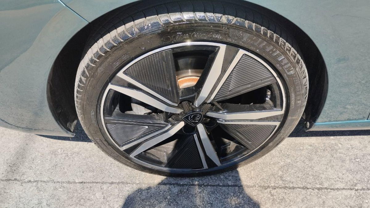 Peugeot 308 SW BlueHDi 130 S&S EAT6 Allure (19)