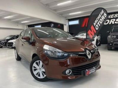 Renault Clio 1.2 75CV 5 porte Live usata