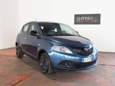 Lancia Ypsilon 1.0 FireFly 5 porte S&S Hybrid Ecochic Gold usata