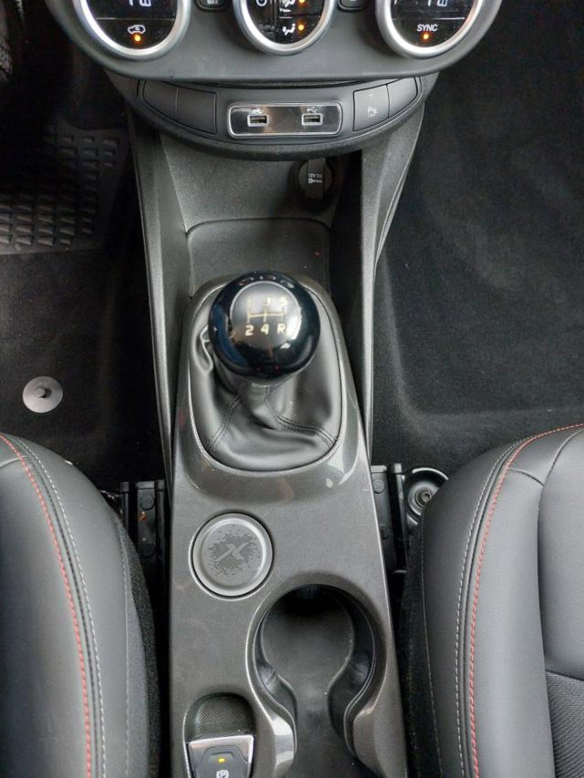 Fiat 500X 1.3 MultiJet 95 CV Sport Dolcevita (14)