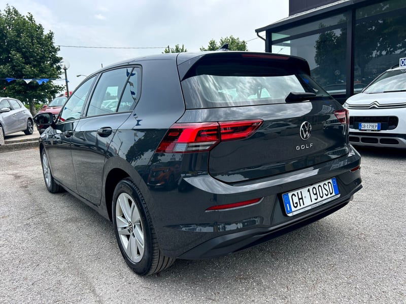 Volkswagen Golf 1.5 TGI DSG Life
