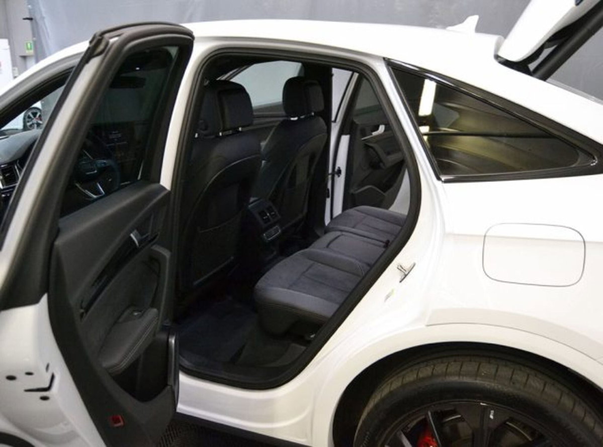 Audi Q5 Sportback 50 2.0 tfsi e Identity Black quattro s-tronic (3)