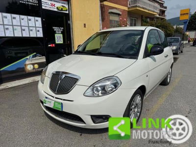 Lancia Ypsilon 1.2 69 CV Unyca usata