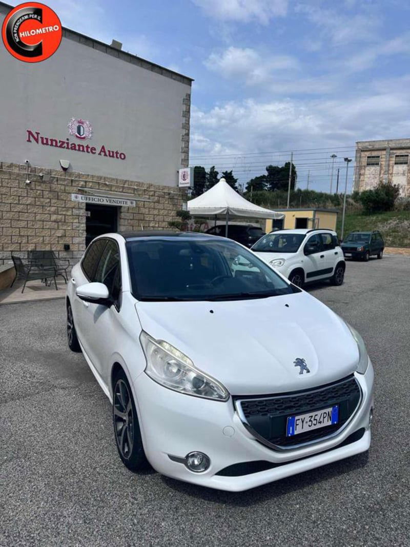 Peugeot 208 HDi 68 CV 3 porte Allure