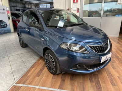 Lancia Ypsilon 1.0 FireFly 5 porte S&S Hybrid Gold Plus usata