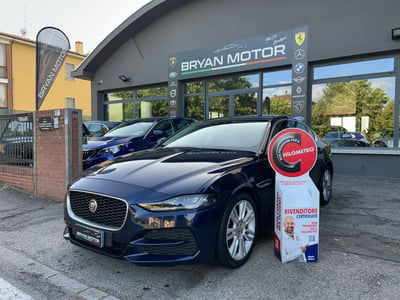 Jaguar XE 2.0 D 180 CV aut. R-Dynamic SE usata
