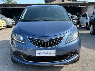 Lancia Ypsilon 1.0 FireFly 5 porte S&S Hybrid Ecochic Gold usata