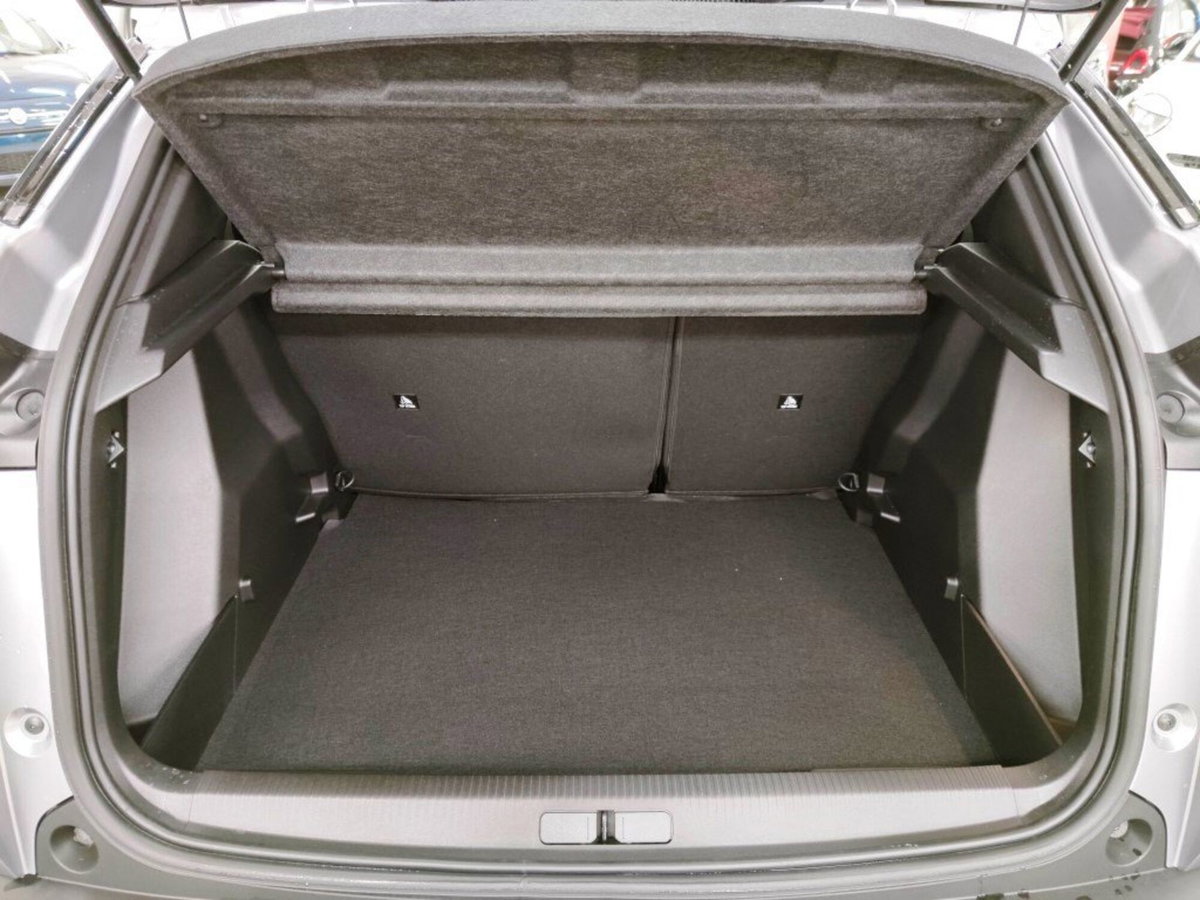 Peugeot 2008 1.2 puretech Style s&s 100cv (10)