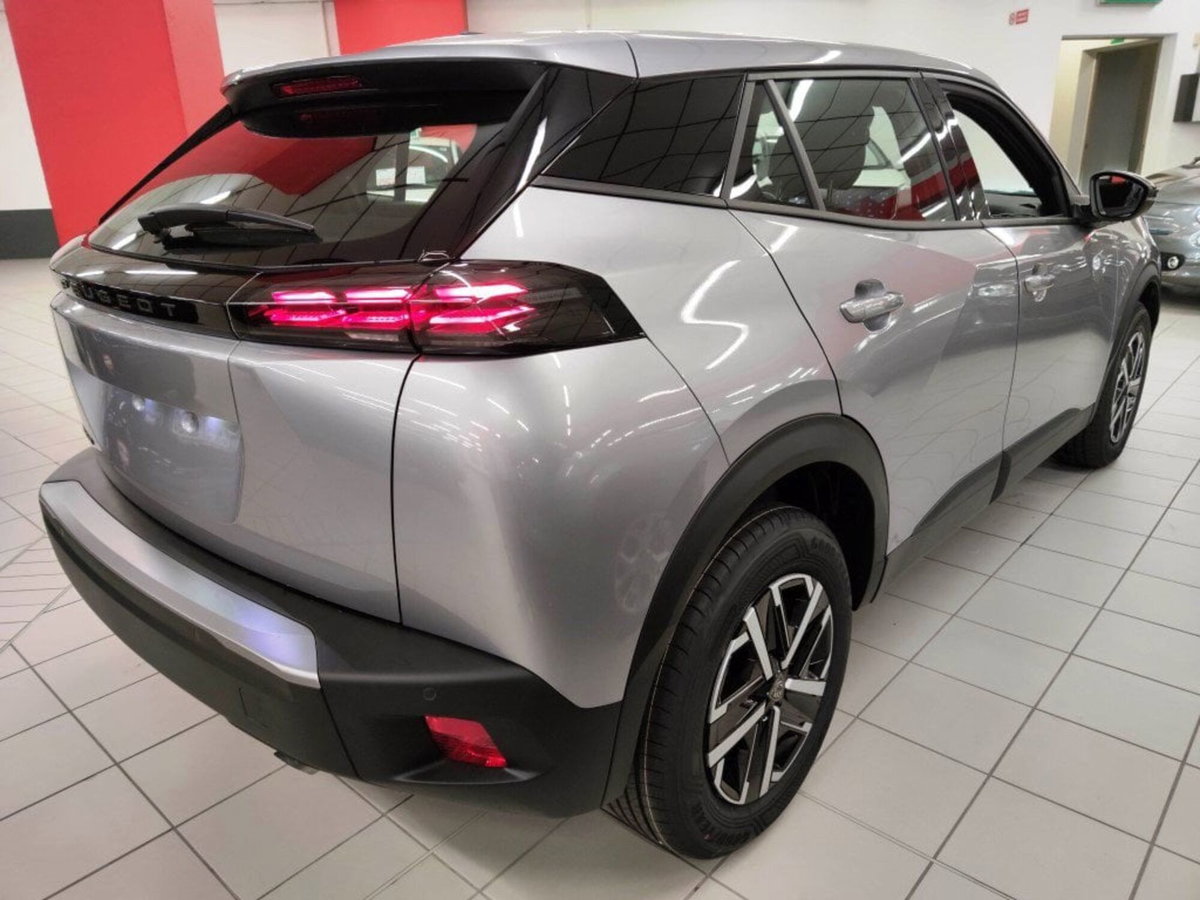 Peugeot 2008 1.2 puretech Style s&s 100cv (4)