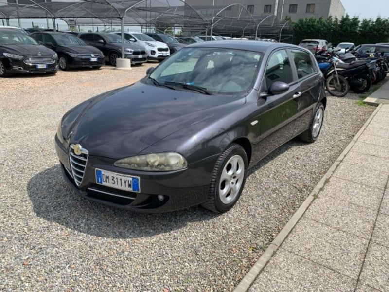 Alfa Romeo 147 1.9 JTD (120) 5 porte Moving