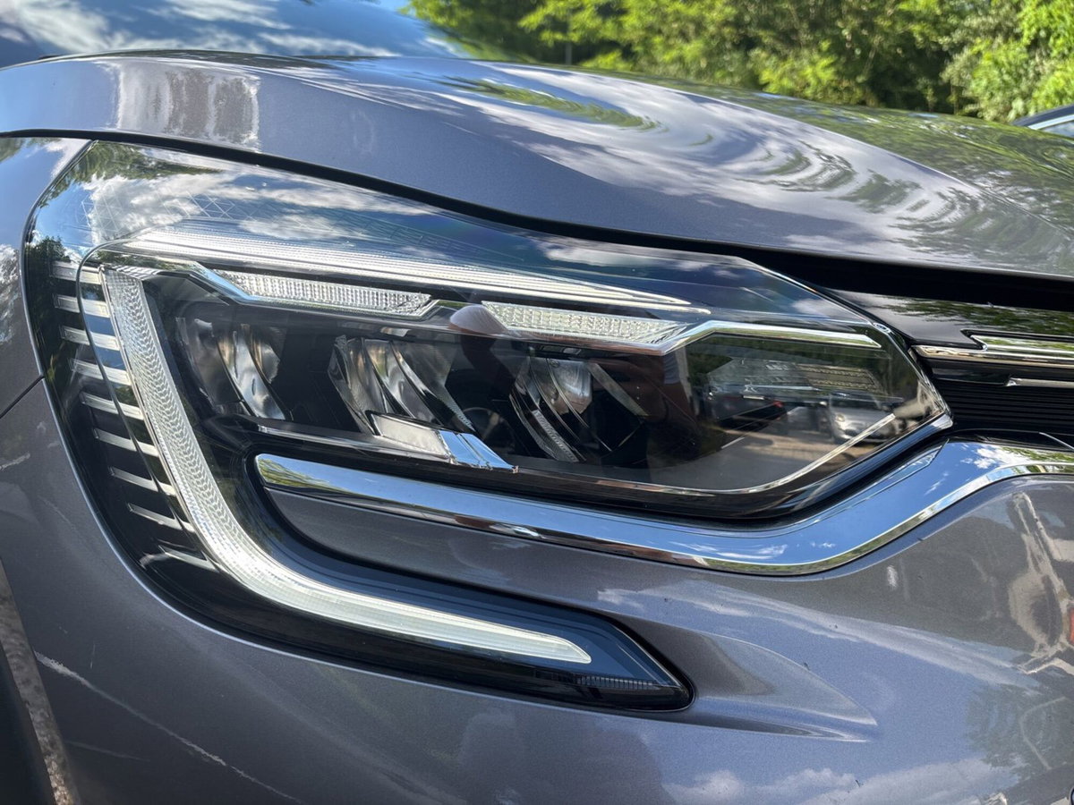 Renault Captur Full Hybrid E-Tech 145 CV Intens (9)