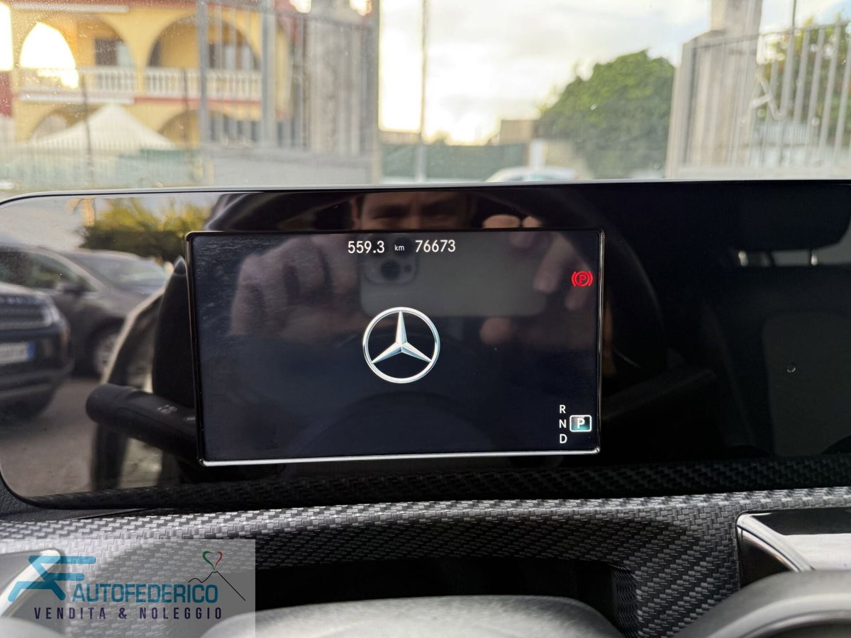 Mercedes-Benz Classe A Sedan 180 d Automatic 4p. Sport (7)