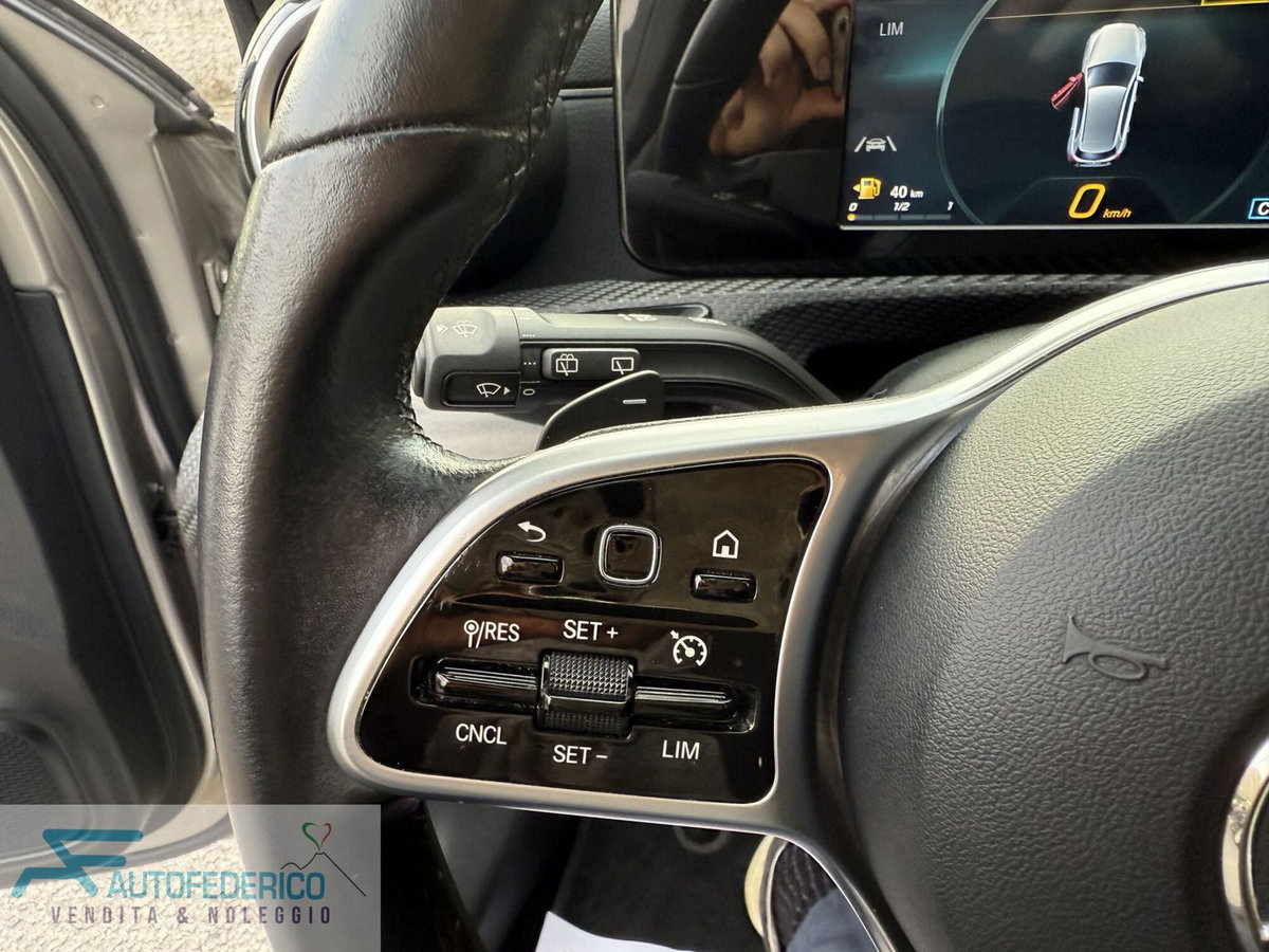 Mercedes-Benz Classe A Sedan 180 d Automatic 4p. Sport (8)