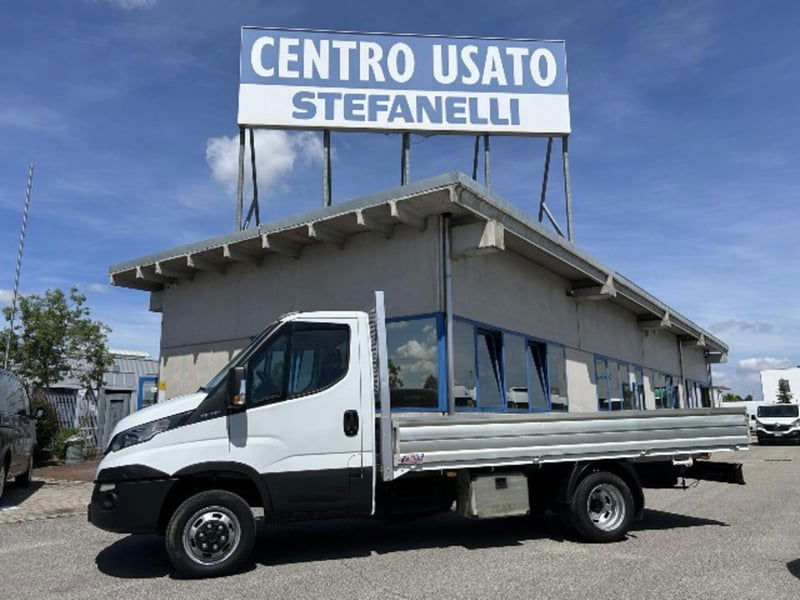 Iveco Daily Telaio 35C12 2.3 Hpi PLM-RG Cabinato