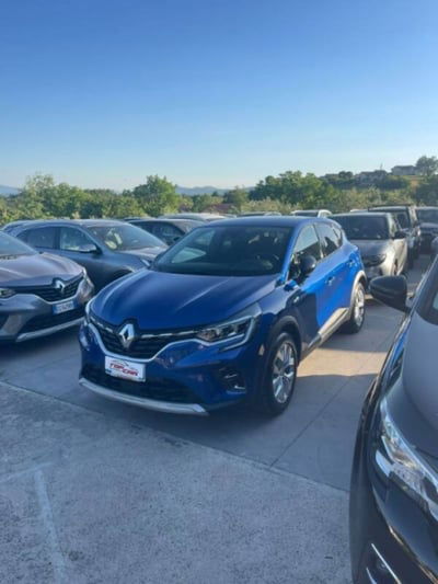 Renault Captur Plug-in Hybrid E-Tech 160 CV Intens usata
