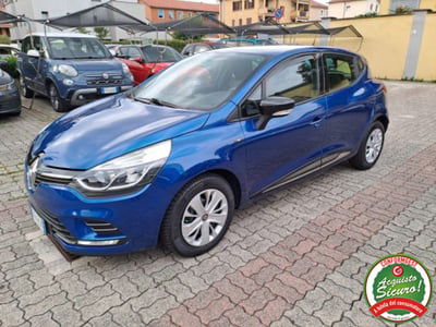 Renault Clio TCe 12V 75 CV 5 porte Moschino Life usata