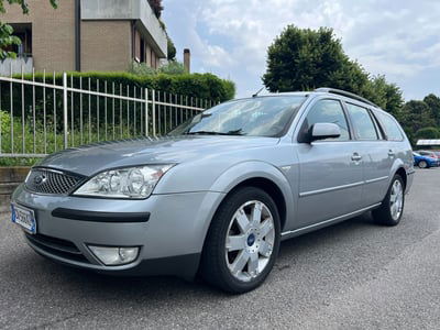 Ford Mondeo Station Wagon 2.0i 16V cat SW Ghia usata