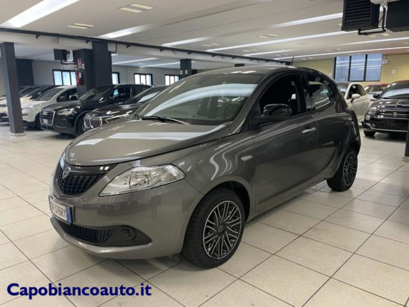 Lancia Ypsilon 1.0 FireFly 5 porte S&S Hybrid Gold Plus