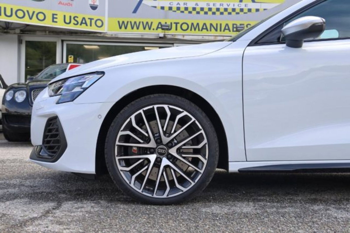 Audi S3 Sportback 2.0 tfsi Sport Attitude quattro s-tronic (4)