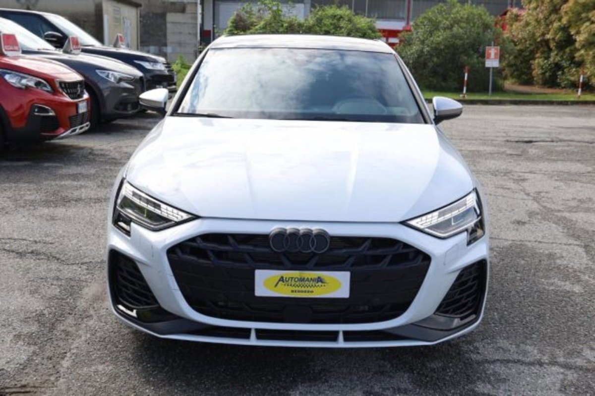 Audi S3 Sportback 2.0 tfsi Sport Attitude quattro s-tronic (8)