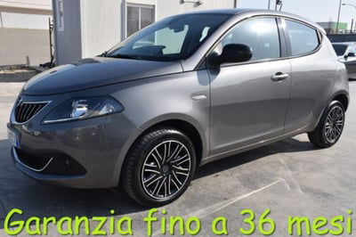 Lancia Ypsilon 1.0 FireFly 5 porte S&S Hybrid Gold Plus usata